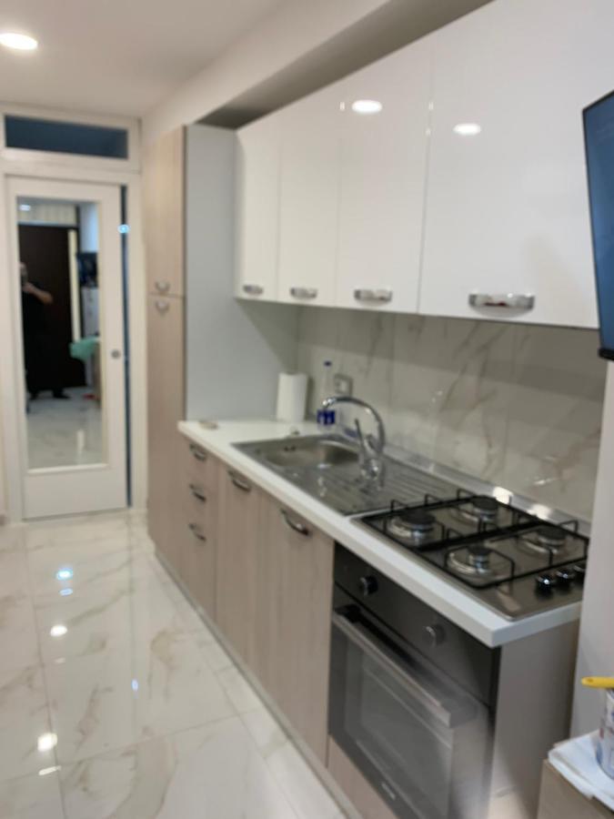 Viky House Chiaja 1 Appartement Napels